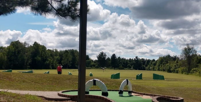 Puttin 4 Paws - From Web Listing (newer photo)